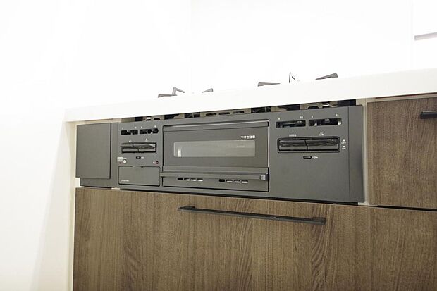 小さなお子様がいたずら出来ないようにロックがかかるようになっています。これなら奥様も安心です