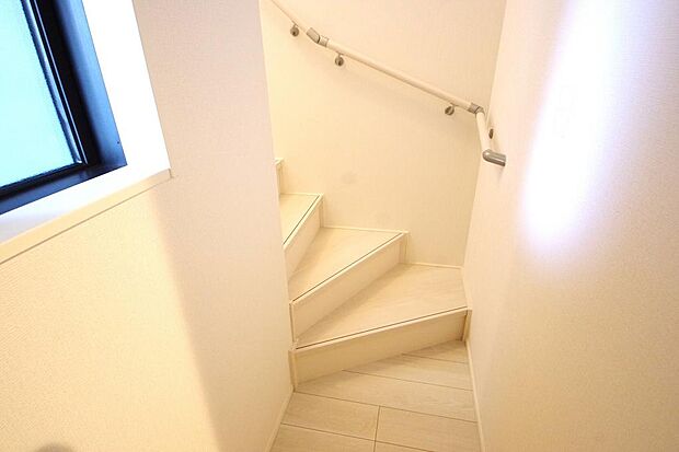 家族を心地よく迎えたり、お客様を心からお迎えしたり、おもてなしの心をもって迎え入れます。