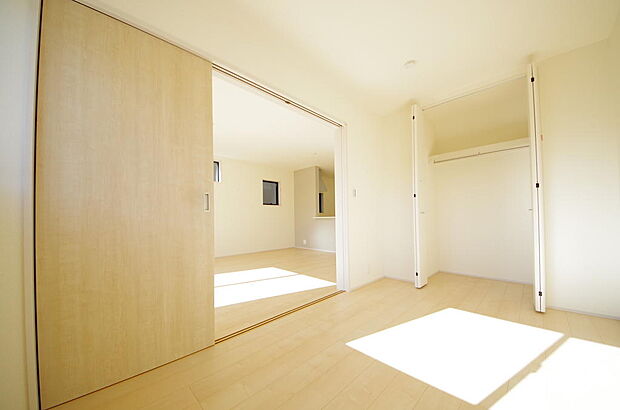 プライベートスペースである居室はより安らげ、ご満足いただける空間となります。