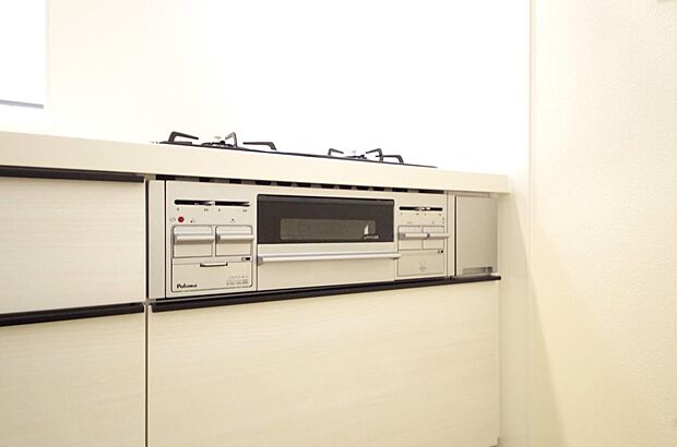 小さなお子様がいたずら出来ないようにロックがかかるようになっています。これなら奥様も安心です。