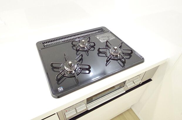 ガスコンロにはＳｉセンサーが組み込まれています。長時間の使用の際にセンサーが自動でストップします。