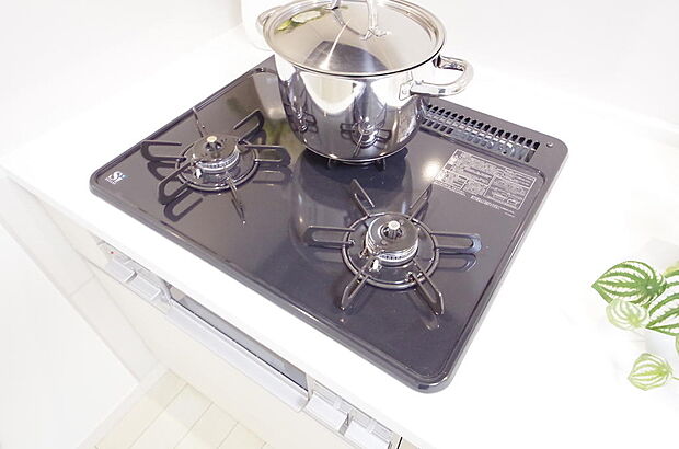 ガスコンロにはＳｉセンサーが組み込まれています。長時間の使用の際にセンサーが自動でストップします。