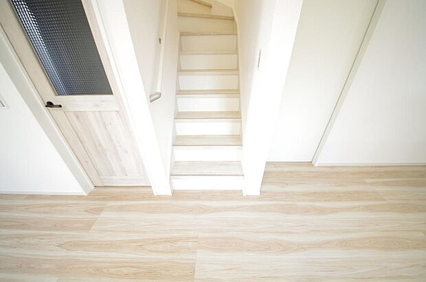 家族を心地よく迎えたり、お客様を心からお迎えしたり、おもてなしの心をもって迎え入れます。