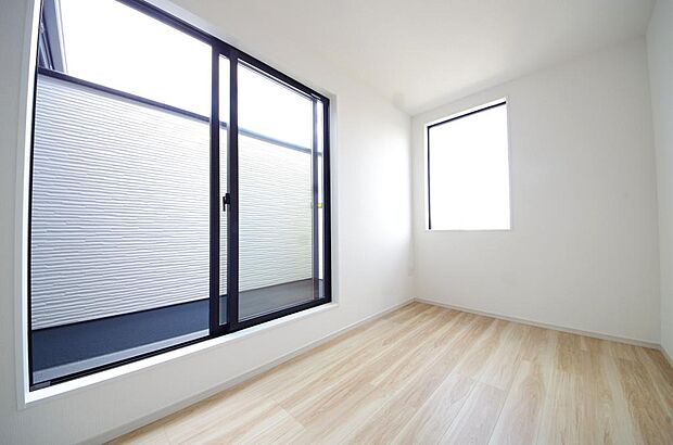 プライベートスペースである居室はより安らげ、ご満足いただける空間となります。