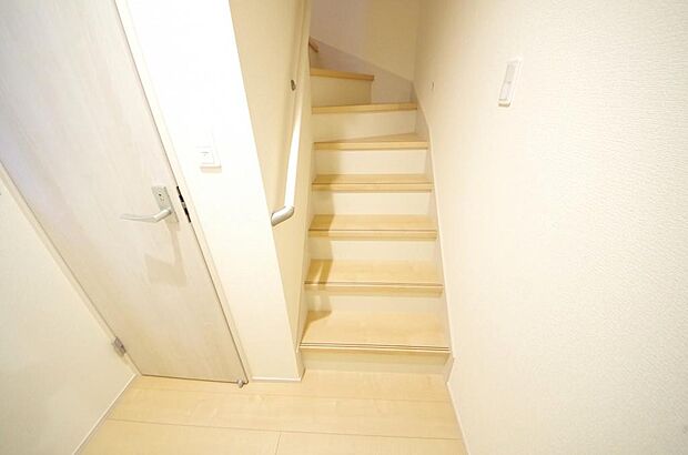 家族を心地よく迎えたり、お客様を心からお迎えしたり、おもてなしの心をもって迎え入れます。