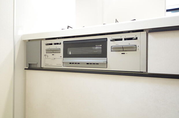 小さなお子様がいたずら出来ないようにロックがかかるようになっています。これなら奥様も安心です。