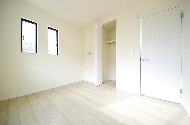 プライベートスペースである居室はより安らげ、ご満足いただける空間となります。