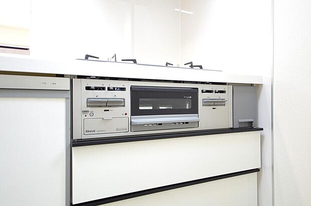 小さなお子様がいたずら出来ないようにロックがかかるようになっています。これなら奥様も安心です。