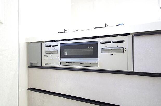 小さなお子様がいたずら出来ないようにロックがかかるようになっています。これなら奥様も安心です。