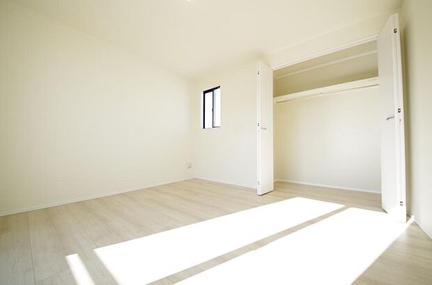 充実の収納でお部屋もすっきりお使いいただけ、心落ち着くプライベートスペースとしてお使いいただけます。