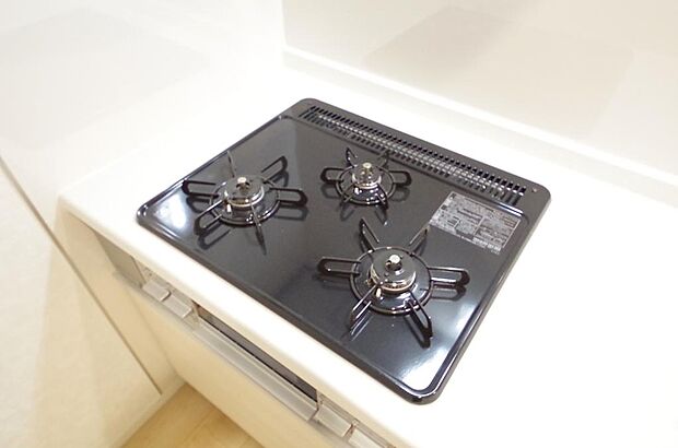 ガスコンロにはSiセンサーが組み込まれています。長時間の使用の際にセンサーが自動でストップします。