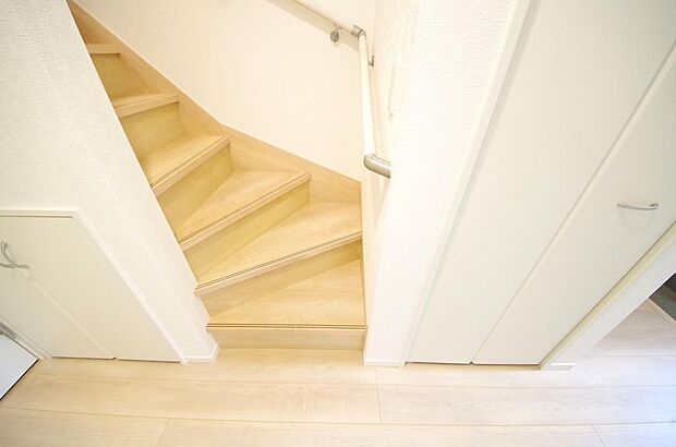 家族を心地よく迎えたり、お客様を心からお迎えしたり、おもてなしの心をもって迎え入れます。