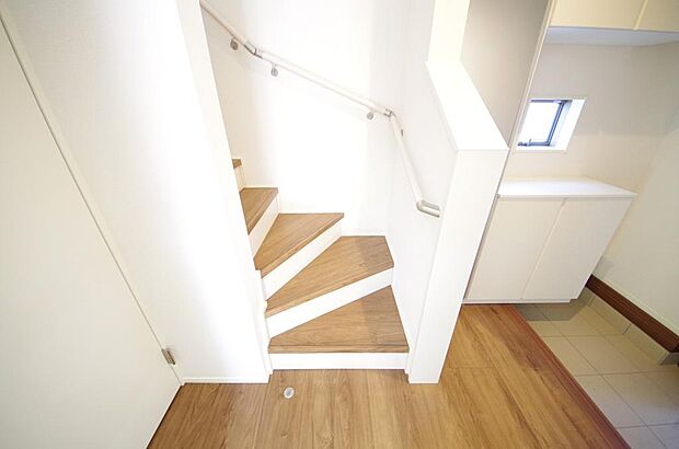 家族を心地よく迎えたり、お客様を心からお迎えしたり、おもてなしの心をもって迎え入れます。