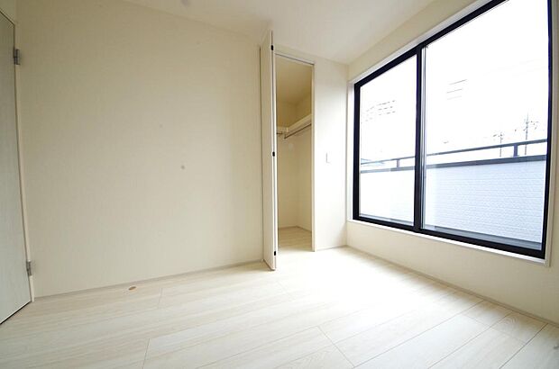 プライベートスペースである居室はより安らげ、ご満足いただける空間となります。