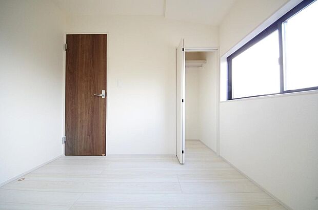 プライベートスペースである居室はより安らげ、ご満足いただける空間となります。