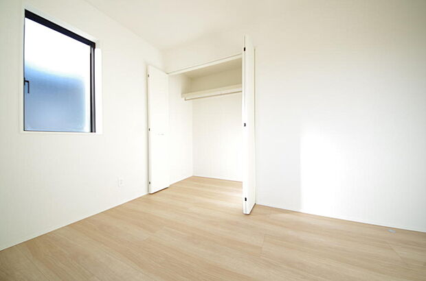 プライベートスペースである居室はより安らげ、ご満足いただける空間となります。