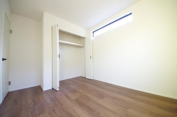 プライベートスペースである居室はより安らげ、ご満足いただける空間となります。