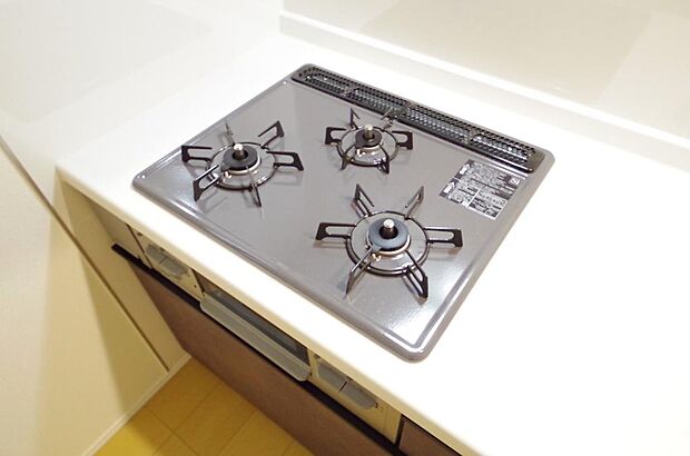 ガスコンロにはSiセンサーが組み込まれています。長時間の使用の際にセンサーが自動でストップします。