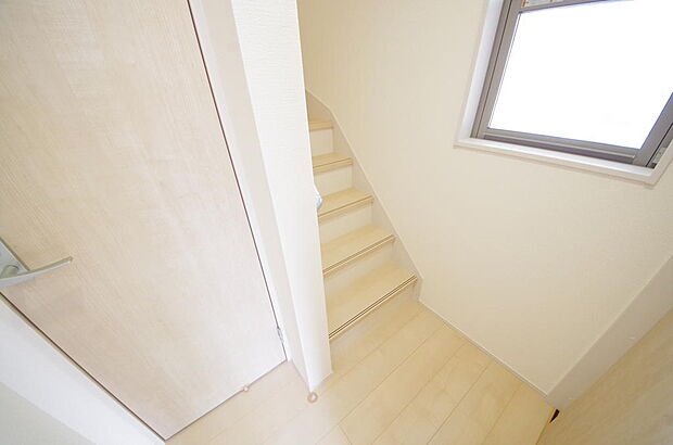 家族を心地よく迎えたり、お客様を心からお迎えしたり、おもてなしの心をもって迎え入れます。