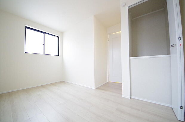 プライベートスペースである居室はより安らげ、ご満足いただける空間となります。