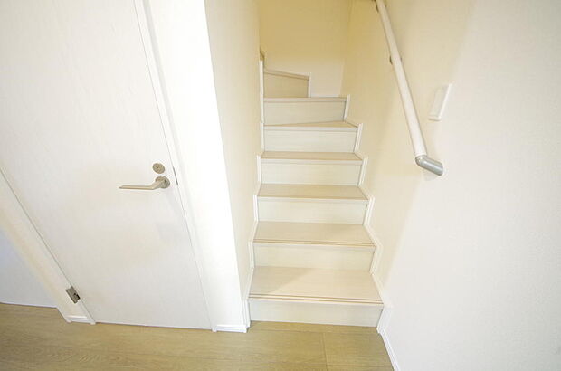 家族を心地よく迎えたり、お客様を心からお迎えしたり、おもてなしの心をもって迎え入れます。