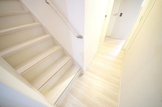 家族を心地よく迎えたり、お客様を心からお迎えしたり、おもてなしの心をもって迎え入れます。