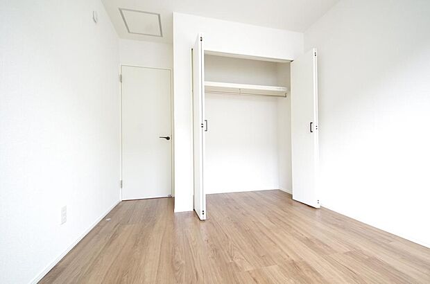 充実の収納でお部屋もすっきりお使いいただけ、心落ち着くプライベートスペースとしてお使いいただけます。