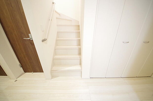 家族を心地よく迎えたり、お客様を心からお迎えしたり、おもてなしの心をもって迎え入れます。