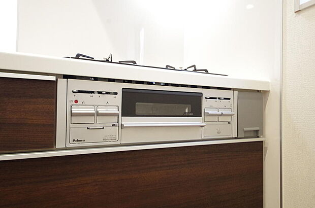 小さなお子様がいたずら出来ないようにロックがかかるようになっています。これなら奥様も安心です。