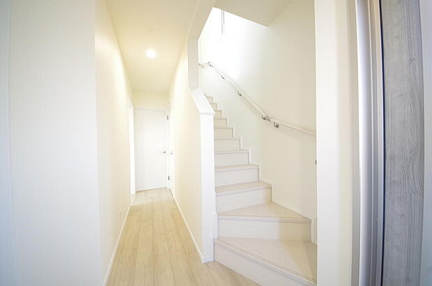 家族を心地よく迎えたり、お客様を心からお迎えしたり、おもてなしの心をもって迎え入れます。