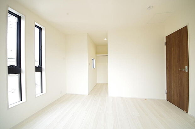 プライベートスペースである居室はより安らげ、ご満足いただける空間となります。