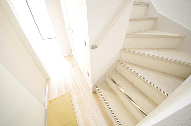 家族を心地よく迎えたり、お客様を心からお迎えしたり、おもてなしの心をもって迎え入れます。