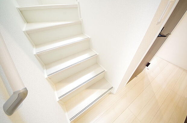 家族を心地よく迎えたり、お客様を心からお迎えしたり、おもてなしの心をもって迎え入れます。