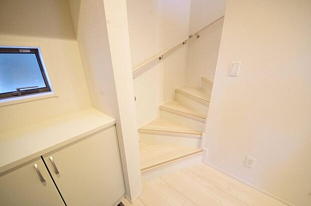 家族を心地よく迎えたり、お客様を心からお迎えしたり、おもてなしの心をもって迎え入れます。