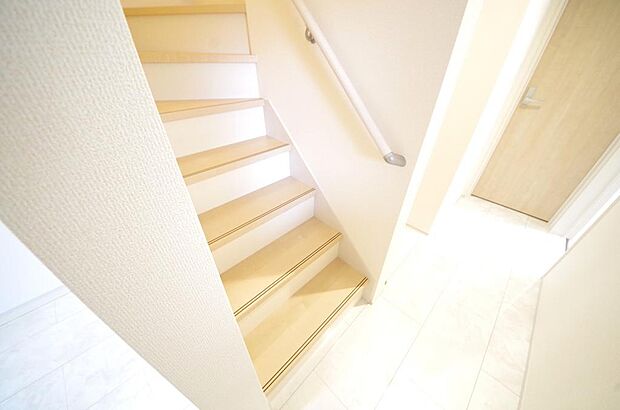 家族を心地よく迎えたり、お客様を心からお迎えしたり、おもてなしの心をもって迎え入れます。