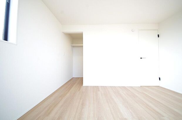 充実の収納でお部屋もすっきりお使いいただけ、心落ち着くプライベートスペースとしてお使いいただけます。