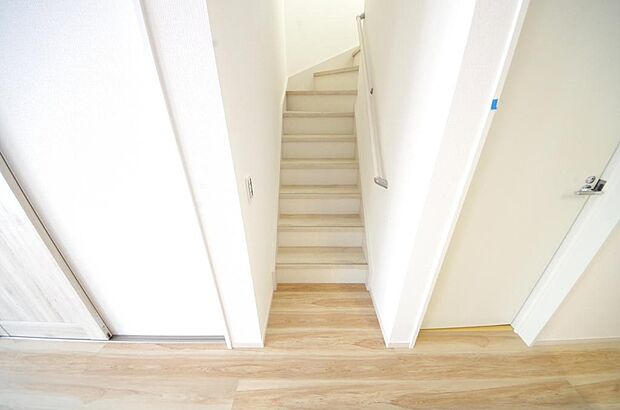 家族を心地よく迎えたり、お客様を心からお迎えしたり、おもてなしの心をもって迎え入れます。