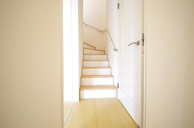 家族を心地よく迎えたり、お客様を心からお迎えしたり、おもてなしの心をもって迎え入れます。