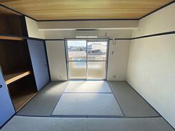 吉村マンション 104号室 1階2LDKのリビング/ダイニング