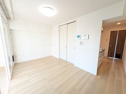 メゾン・ド・モリヤマ I 105号室 1階1LDKのリビング/ダイニング