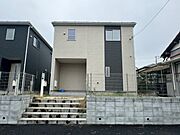 大甕駅より徒歩30分 築3年10ヶ月 2階建の賃貸物件