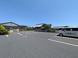 8 / 12