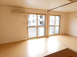 ベルコート B 101号室 1階2LDKのリビング/ダイニング