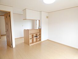 アンオーク A 201号室