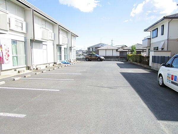 apartment 茨城県那珂市菅谷
地図を見る