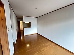 アーバンステージ II 102号室 2LDKのリビング/ダイニング