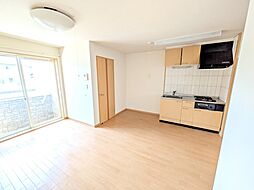 Grace 102号室 1階1LDKのリビング/ダイニング