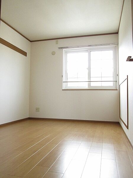 apartment 茨城県那珂市菅谷
地図を見る