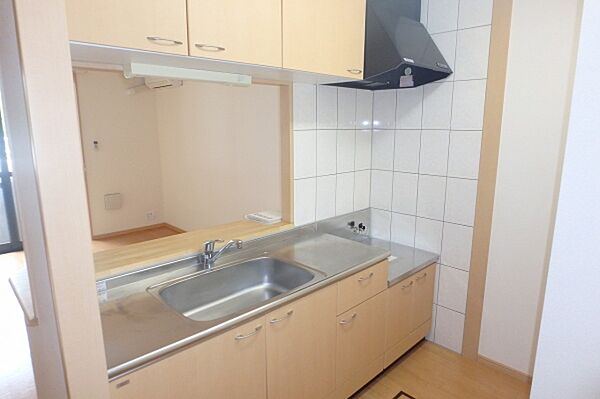 apartment 茨城県那珂市菅谷
地図を見る