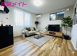 リオハウス 1階ワンルームのリビング/ダイニング